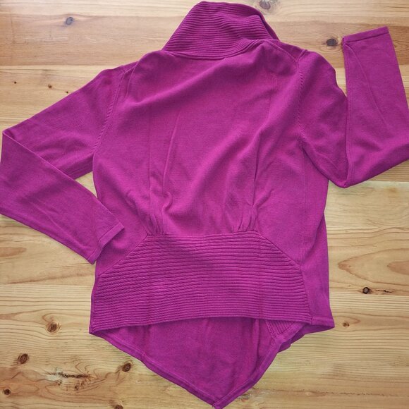 Fever Buttonless Fuchsia Long Sleeve Wrap Cardigan - Picture 4 of 9